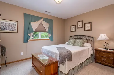 117 Grovebrook Drive Mankato MN 56001