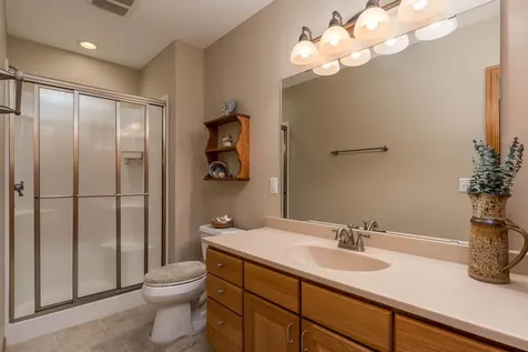 117 Grovebrook Drive Mankato MN 56001