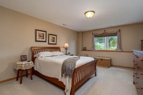 117 Grovebrook Drive Mankato MN 56001