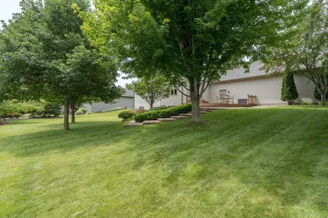 117 Grovebrook Drive Mankato MN 56001