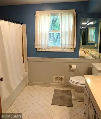 4711 Cedarwood Road Saint Louis Park MN 55416