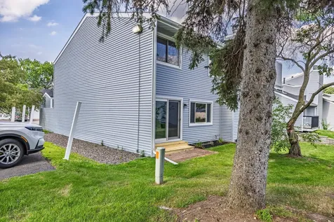 101 Canabury Court Little Canada MN 55117