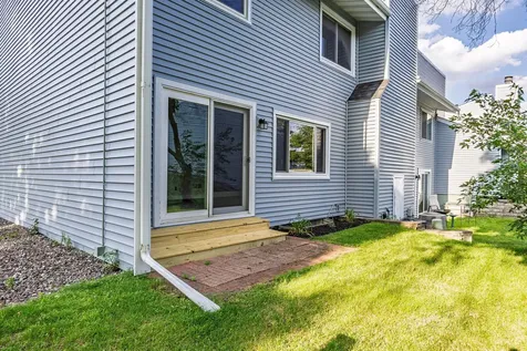 101 Canabury Court Little Canada MN 55117