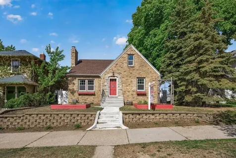 4048 17th Avenue S Minneapolis MN 55407