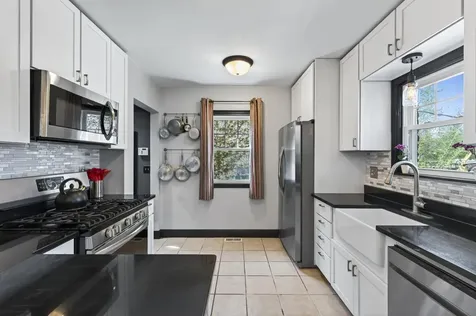 4048 17th Avenue S Minneapolis MN 55407