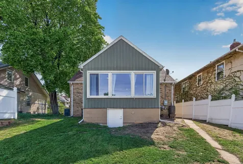 4048 17th Avenue S Minneapolis MN 55407