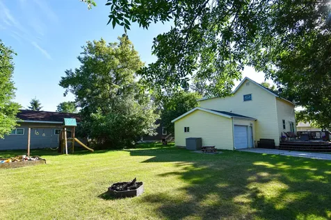 704 Tindolph Avenue S Thief River Falls MN 56701