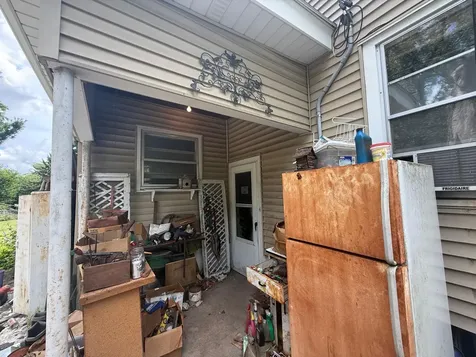 2119 Eldridge Avenue E North Saint Paul MN 55109