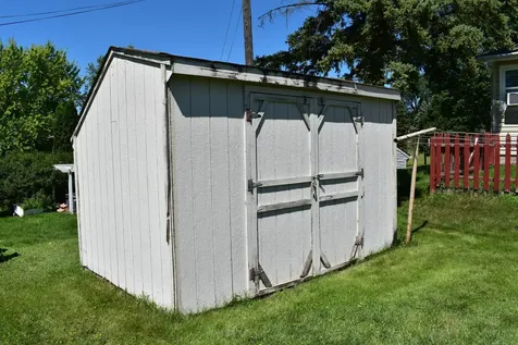 401 N Burlington Avenue Fergus Falls MN 56537