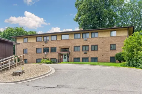 2381 Unity Avenue N Golden Valley MN 55422