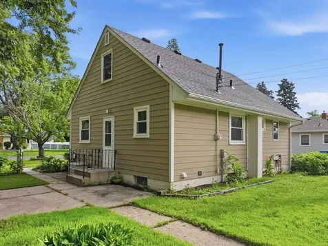 8933 Wally Drive Golden Valley MN 55427