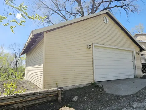 312 Merriam Avenue Montevideo MN 56265