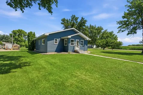604 E Walnut Avenue Olivia MN 56277