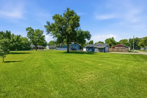 604 E Walnut Avenue Olivia MN 56277