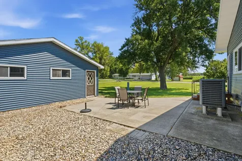 604 E Walnut Avenue Olivia MN 56277