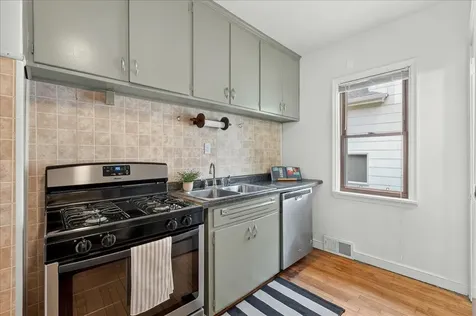 1217 6th Street E Saint Paul MN 55106