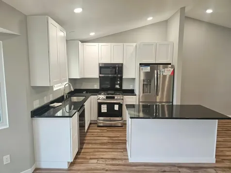 9625 Sheridan Avenue N Brooklyn Park MN 55444