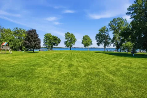 7585 12th Street NW Willmar MN 56201