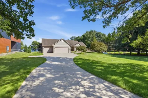 7585 12th Street NW Willmar MN 56201