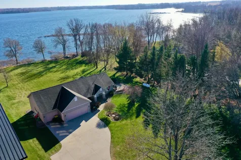 7585 12th Street NW Willmar MN 56201