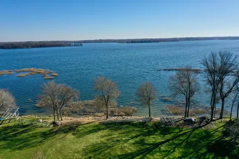 7585 12th Street NW Willmar MN 56201