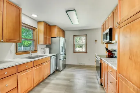 1613 16th Street S Moorhead MN 56560