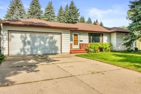 1613 16th Street S Moorhead MN 56560