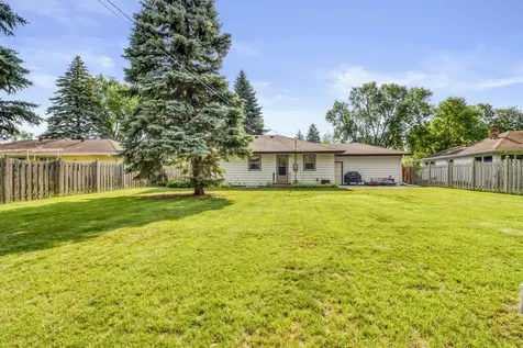 1613 16th Street S Moorhead MN 56560
