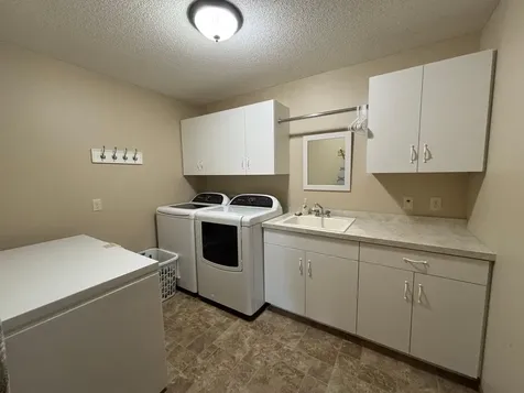 3807 N Eagle Road Willmar MN 56201