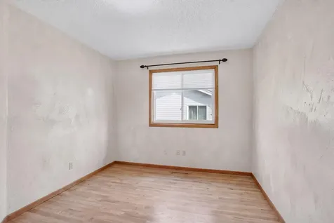 13116 Court Place Burnsville MN 55337
