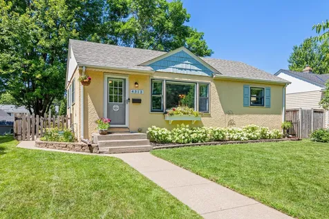 4313 Grimes Avenue N Robbinsdale MN 55422