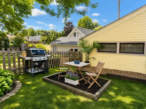 4313 Grimes Avenue N Robbinsdale MN 55422