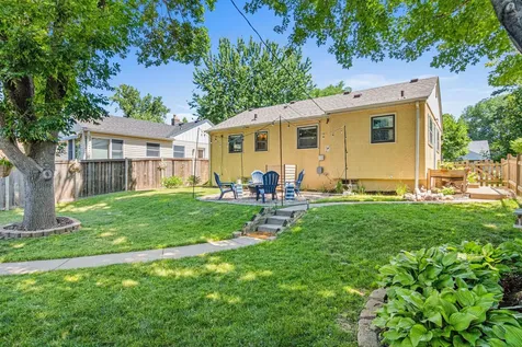 4313 Grimes Avenue N Robbinsdale MN 55422