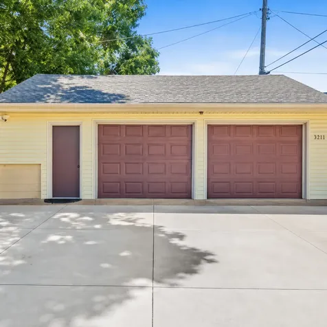 4313 Grimes Avenue N Robbinsdale MN 55422