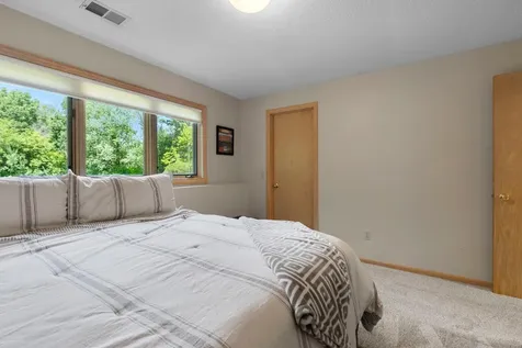 16840 56th Street NE Rogers MN 55374