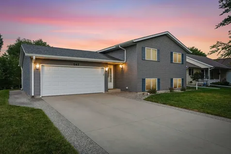 747 Louisiana Street NW Hutchinson MN 55350