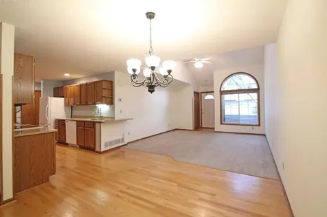 207 Primrose Court Vadnais Heights MN 55127