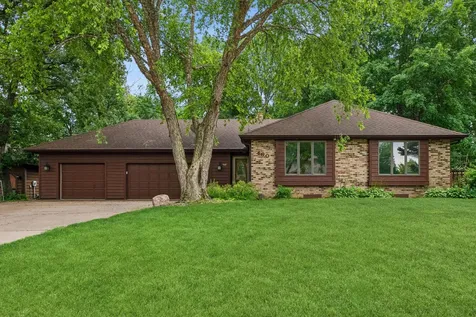 460 Oakhill Road Chaska MN 55318