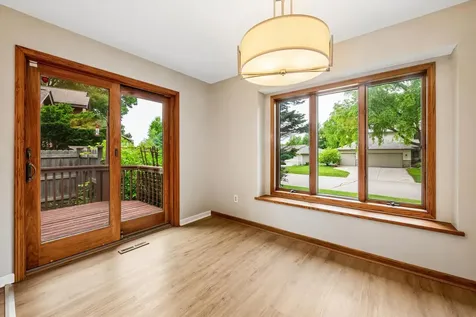 460 Oakhill Road Chaska MN 55318