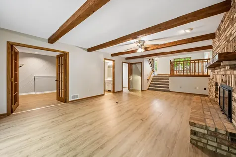 460 Oakhill Road Chaska MN 55318