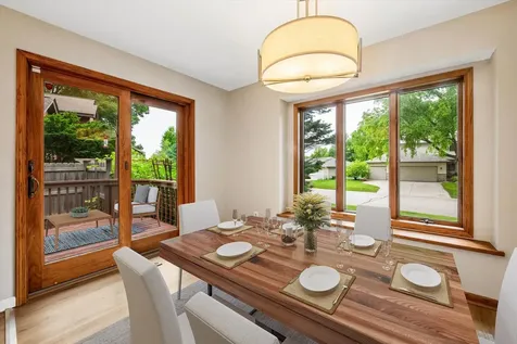460 Oakhill Road Chaska MN 55318