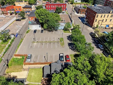 871 Payne Avenue Saint Paul MN 55130