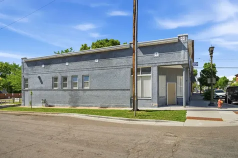 871 Payne Avenue Saint Paul MN 55130