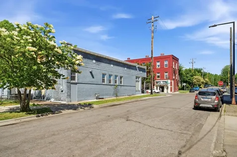 871 Payne Avenue Saint Paul MN 55130