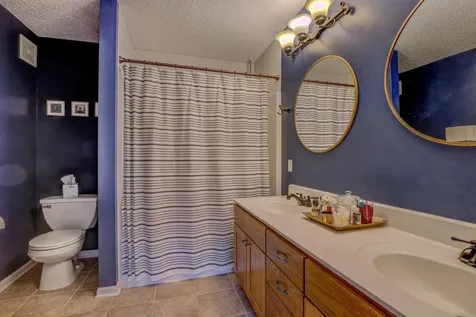 1634 Woodlynn Avenue Maplewood MN 55109
