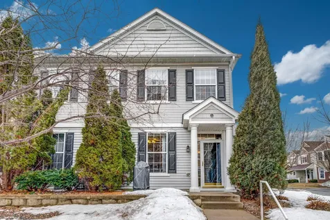 1634 Woodlynn Avenue Maplewood MN 55109