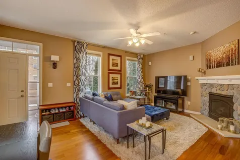 1634 Woodlynn Avenue Maplewood MN 55109