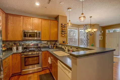 1634 Woodlynn Avenue Maplewood MN 55109