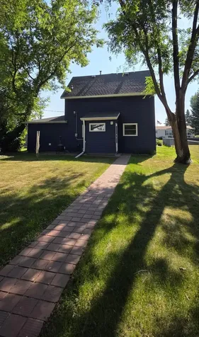 416 Franklin Avenue Larimore ND 58251