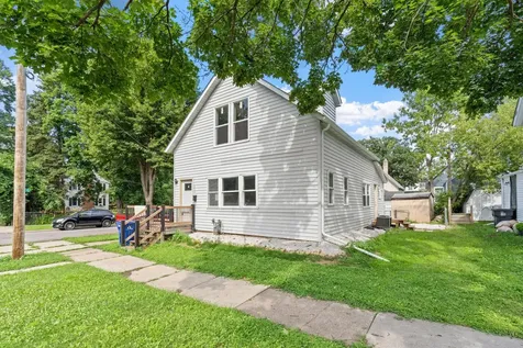 654 Winslow Avenue Saint Paul MN 55107